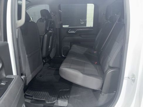 Used 2025 Chevrolet Silverado 2500 LT w/ Convenience Package image 17