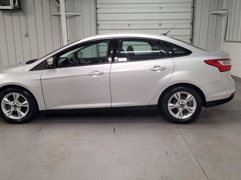 Used 2014 Ford Focus SE image 3