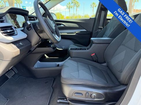 New 2027 Chevrolet Bolt LT w/ Comfort Package FWD image 5