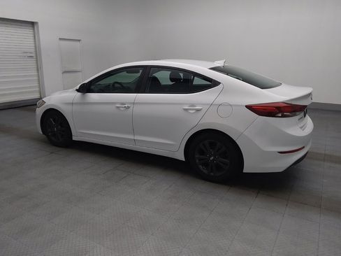 Used 2017 Hyundai Elantra Value Edition FWD image 3
