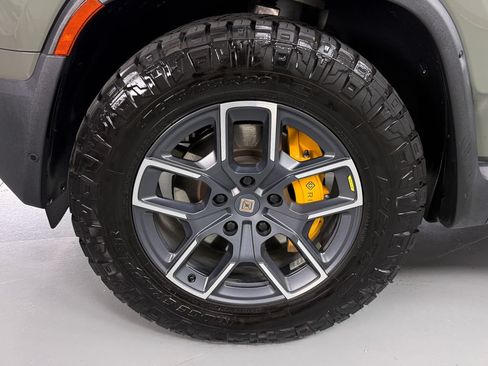 Used 2022 Rivian R1T Launch Edition AWD/4WD image 11