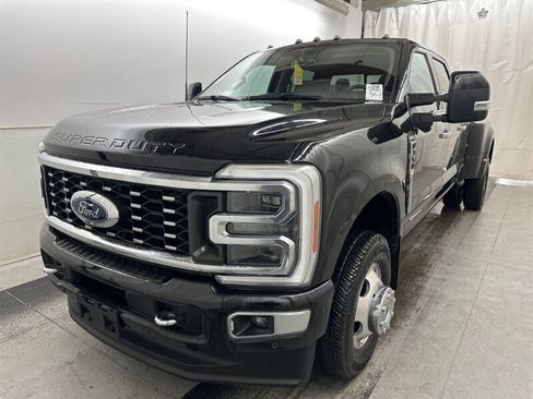 Used 2023 Ford F350 Limited w/ FX4 Off-Road Package AWD/4WD image 1