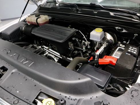 Used 2023 RAM 1500 Big Horn AWD/4WD image 18