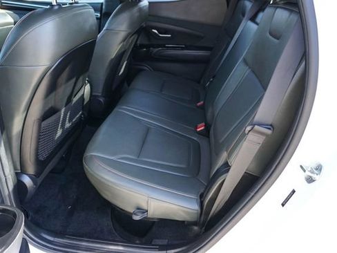 Used 2022 Hyundai Santa Cruz Limited AWD/4WD image 15