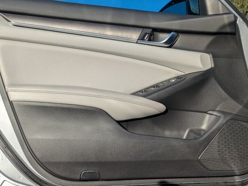 Certified 2020 Honda Accord LX image 24