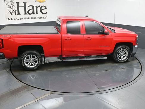 Used 2017 Chevrolet Silverado 1500 LT w/ All Star Edition image 37