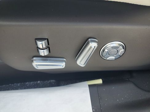 New 2026 Lincoln Nautilus Black Label w/ Jet Appearance Package image 12