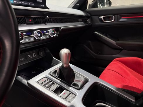 Used 2023 Honda Civic Type R image 19