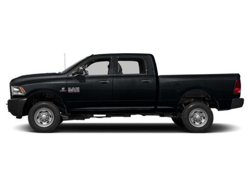 Used 2018 RAM 2500 Tradesman w/ Chrome Appearance Group AWD/4WD image 3
