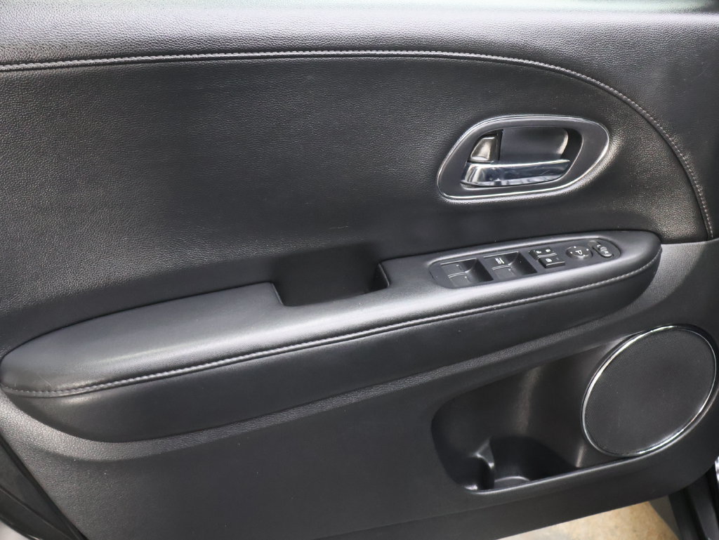 Used 2019 Honda HR-V EX-L image 15