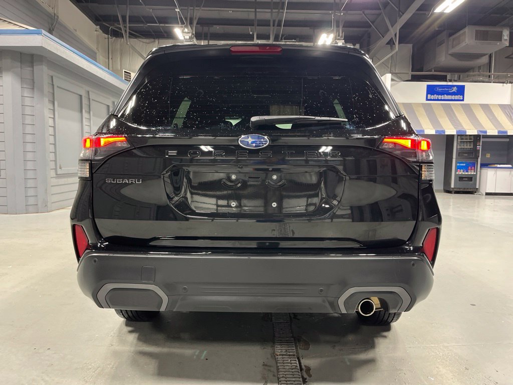 Used 2026 Subaru Forester Limited AWD/4WD image 7