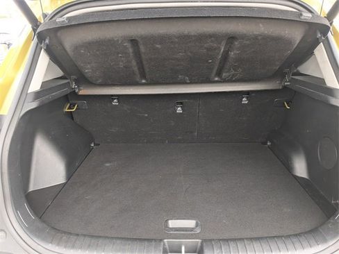 Used 2024 Kia Seltos SX w/ SX Sunroof Package image 13