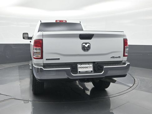 Used 2024 RAM 2500 Big Horn AWD/4WD image 17
