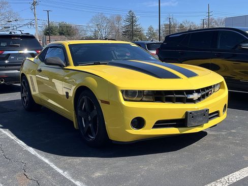 Used 2012 Chevrolet Camaro LT w/ RS Package image 2
