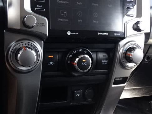 Used 2021 Toyota 4Runner SR5 Premium w/ Moonroof Package RWD image 31