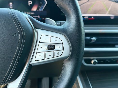 Used 2023 BMW X7 xDrive40i w/ Premium Package image 40