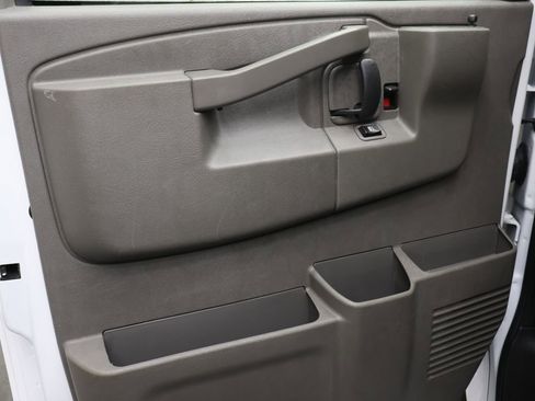 Used 2024 Chevrolet Express 2500 w/ Driver Convenience Package image 14