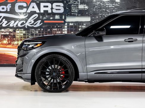 Used 2026 Ford Explorer ST w/ Sun And Sound Package AWD/4WD image 10
