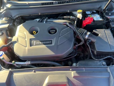 Used 2017 Lincoln MKZ Select image 20