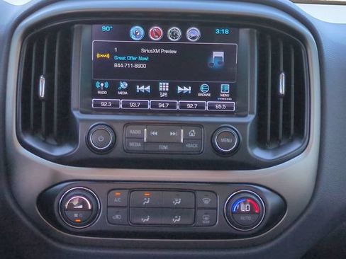 Used 2016 Chevrolet Colorado Z71 RWD image 18