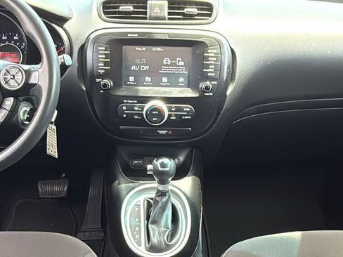 Used 2019 Kia Soul w/ Convenience Package FWD image 33