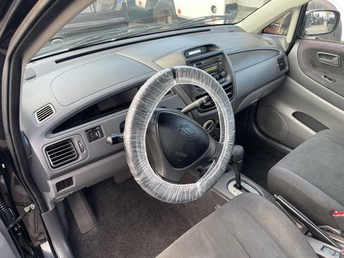 Used 2004 Suzuki Aerio S image 13