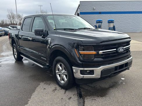 Used 2025 Ford F150 XLT w/ Equipment Group 301A Standard image 8