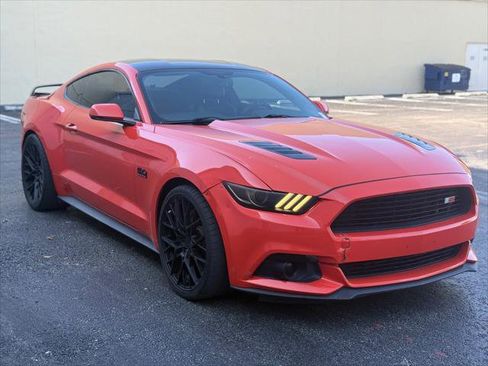 Used 2016 Ford Mustang GT Premium RWD image 9