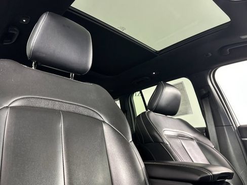 Used 2024 Jeep Grand Cherokee Limited 4xe AWD/4WD image 19