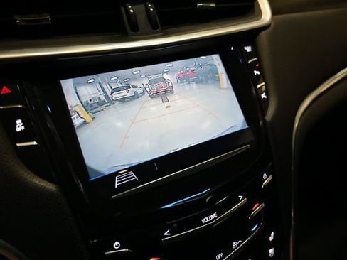 Used 2019 Cadillac XTS Luxury FWD image 16