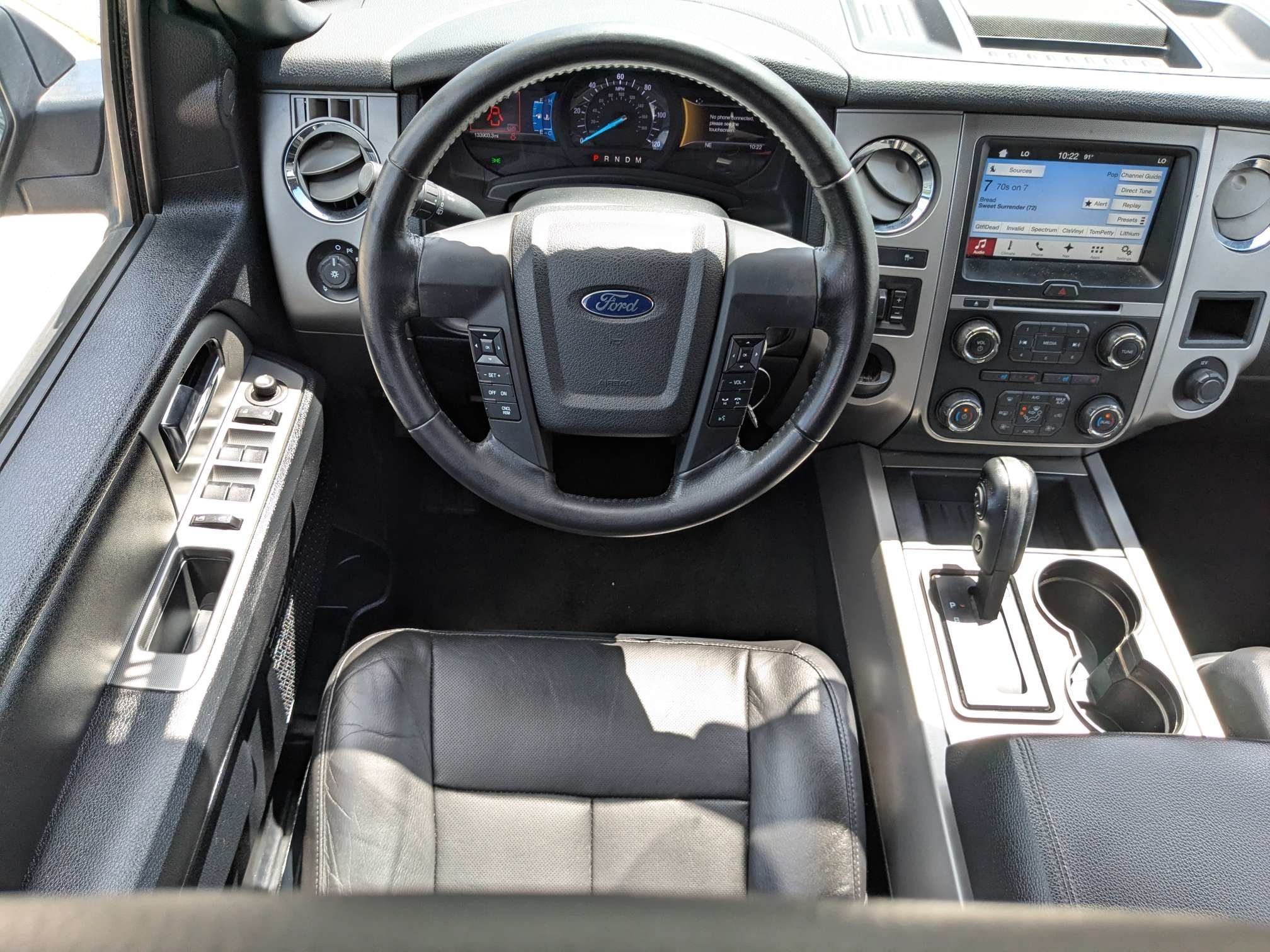 Used 2016 Ford Expedition EL XLT w/ Equipment Group 202A RWD image 18
