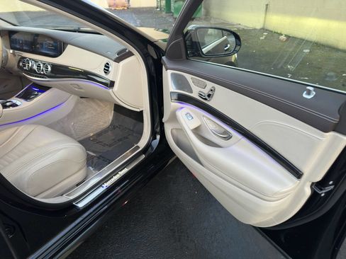 Used 2018 Mercedes-Benz S 560 Sedan image 23