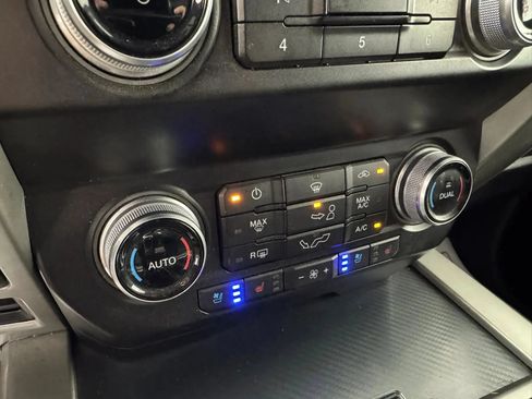Used 2019 Ford F150 Lariat w/ Equipment Group 502A Luxury AWD/4WD image 22