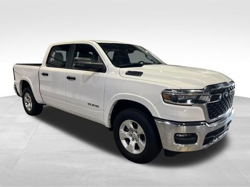 Used 2025 RAM 1500 Big Horn AWD/4WD image 1