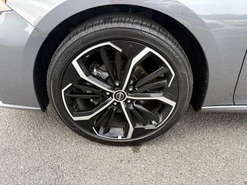 Used 2026 Nissan Altima 2.5 SR FWD image 13