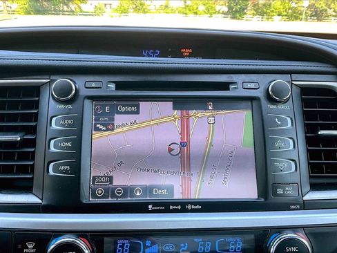 Used 2017 Toyota Highlander XLE w/ Protection Package #3 AWD/4WD image 13