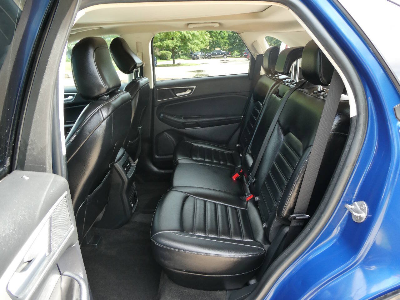 Used 2020 Ford Edge SEL w/ Convenience Package AWD/4WD image 26