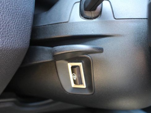 Used 2016 BMW M4 Convertible image 89