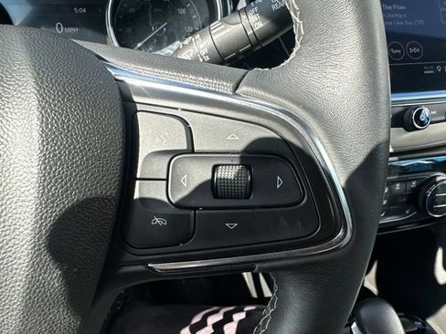 Used 2023 Buick Encore GX Select w/ Safety Package II AWD/4WD image 16