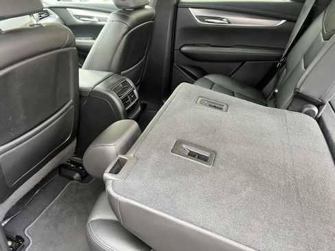 Used 2020 Cadillac XT5 Luxury FWD image 17