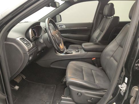 Used 2021 Jeep Grand Cherokee Limited image 17