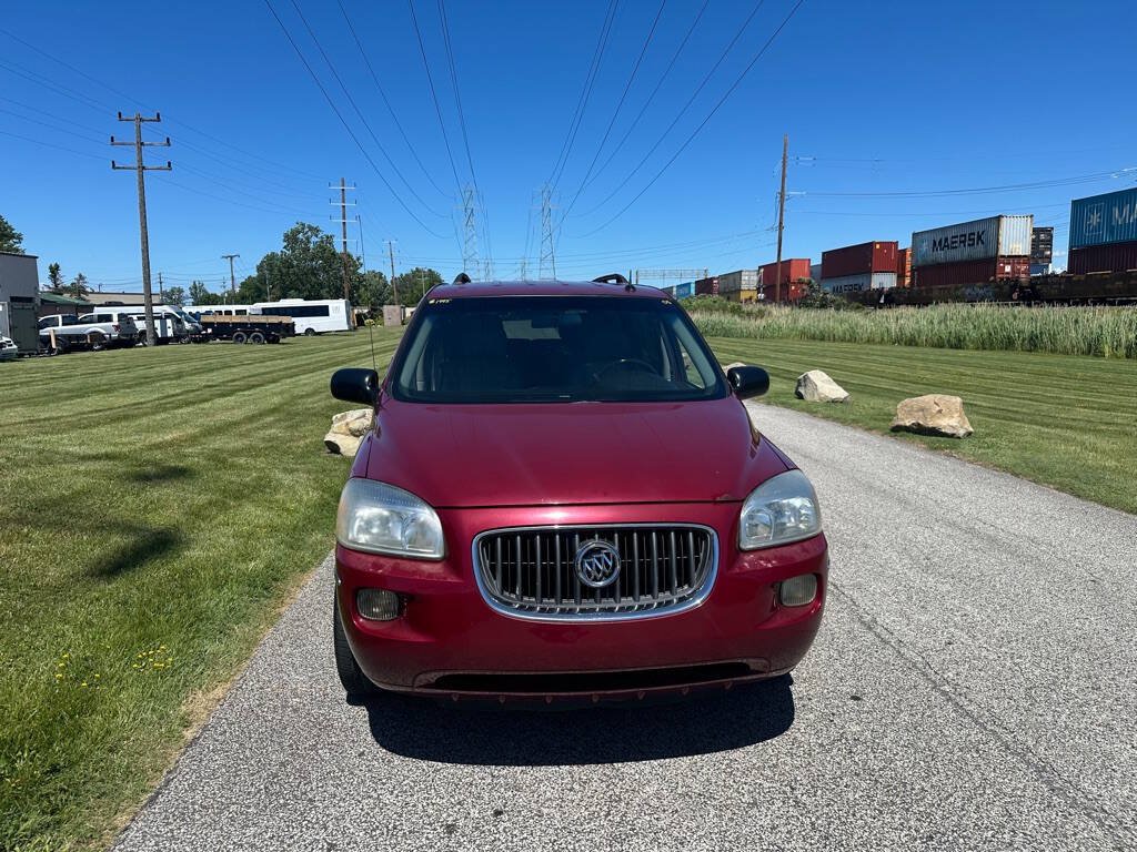 Used 2005 Buick Terraza CX AWD/4WD image 1