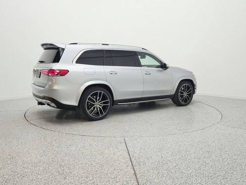Used 2022 Mercedes-Benz GLS 450 4MATIC image 5