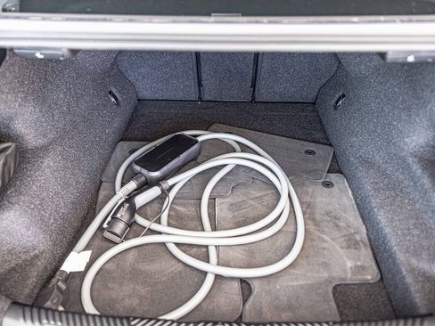 Used 2025 BMW M5 w/ Carbon Package image 16