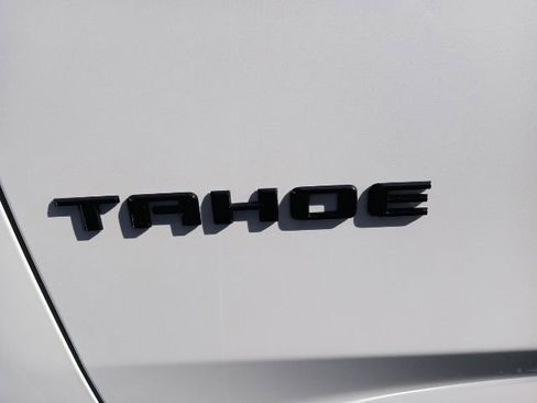 Used 2025 Chevrolet Tahoe Z71 w/ Comfort Package AWD/4WD image 8