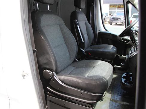 Used 2023 RAM ProMaster 2500 FWD image 11