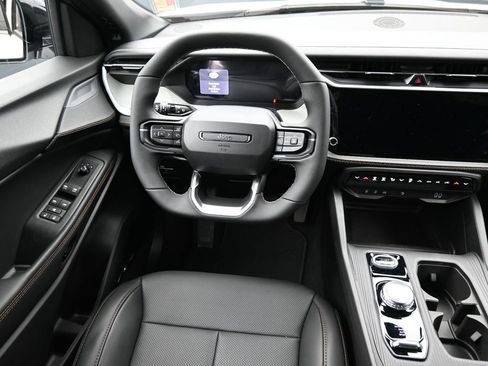 New 2026 Jeep Cherokee Limited AWD/4WD image 11