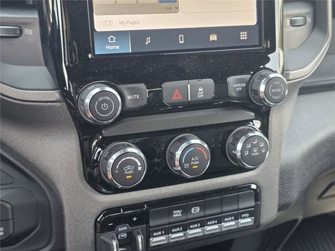 New 2026 RAM 3500 Tradesman AWD/4WD image 20