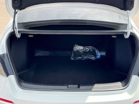 Used 2025 Honda Civic Sport image 24