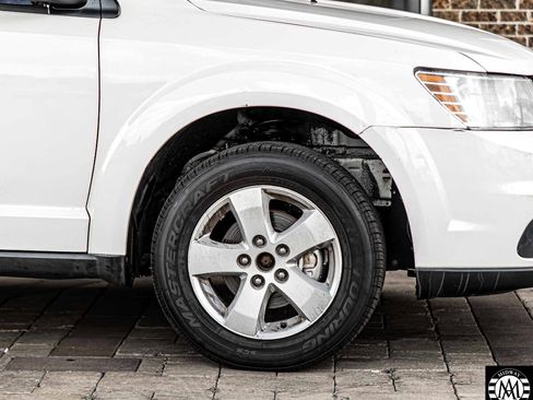 Used 2012 Dodge Journey SXT w/ Sound Group image 10